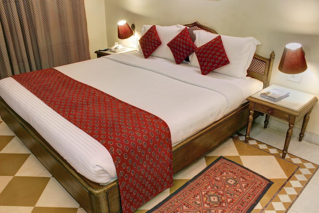Palace On Ganges - Heritage Hotel Bénarès Chambre photo
